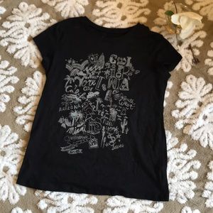 FUN Aeropostale doodle travel tee